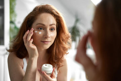 Entdecken Sie Kosmetik- und Pflegeprodukte für Ihr Gesicht.